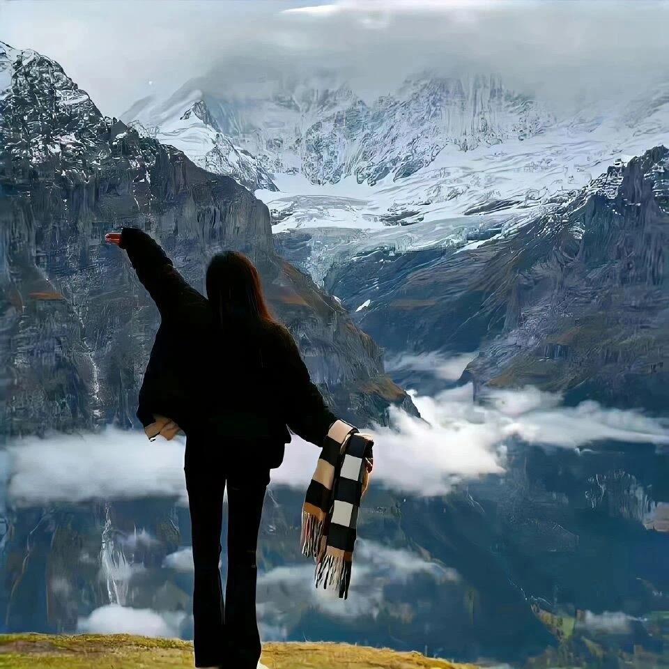 安吉丽娜朱莉莉丝