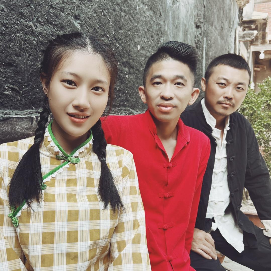 闽南笑年