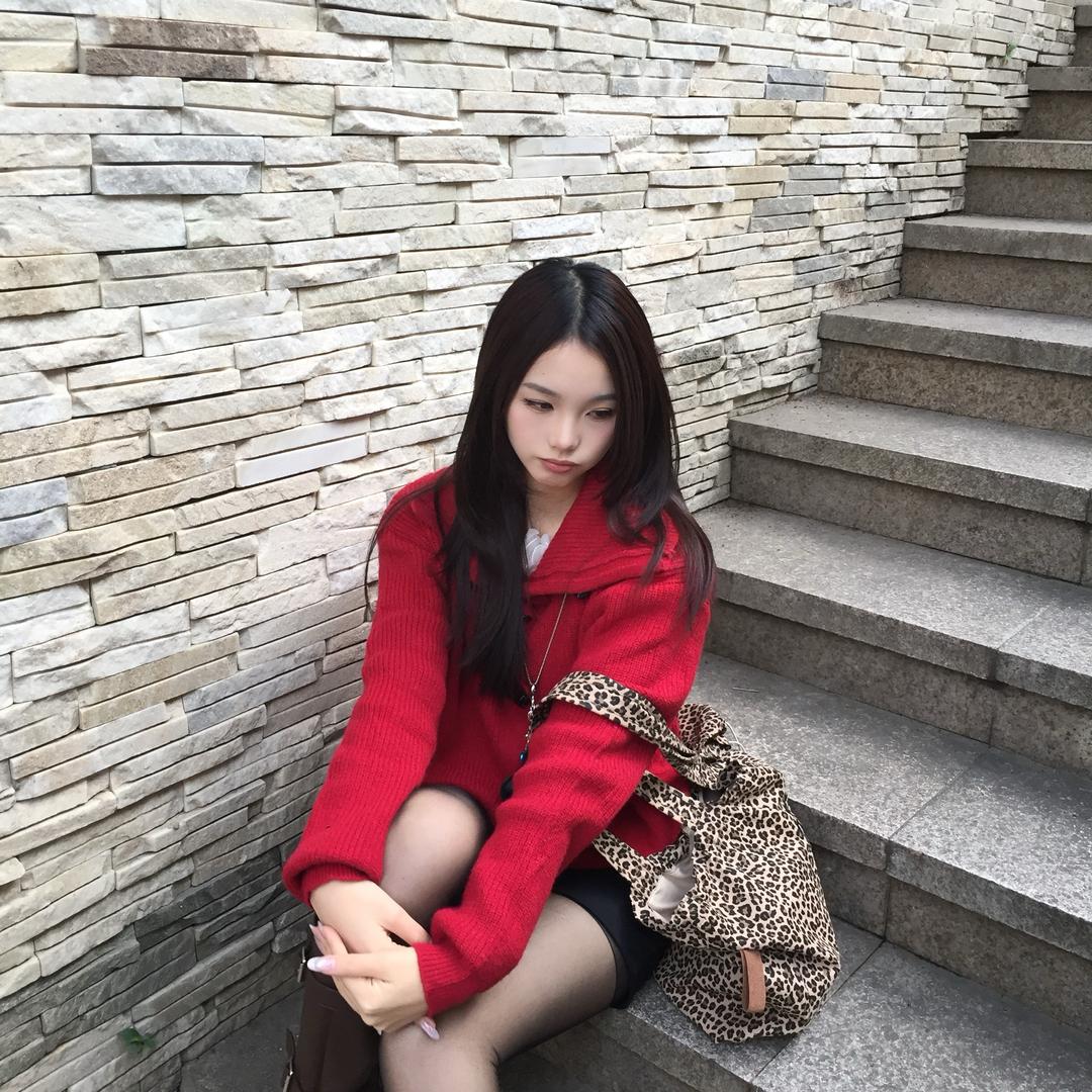 小何困了