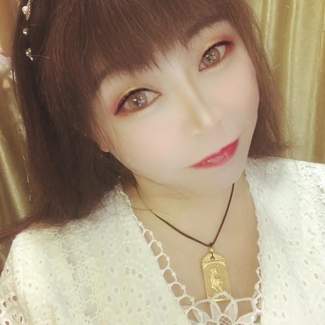 半颗糖ღ未来可期