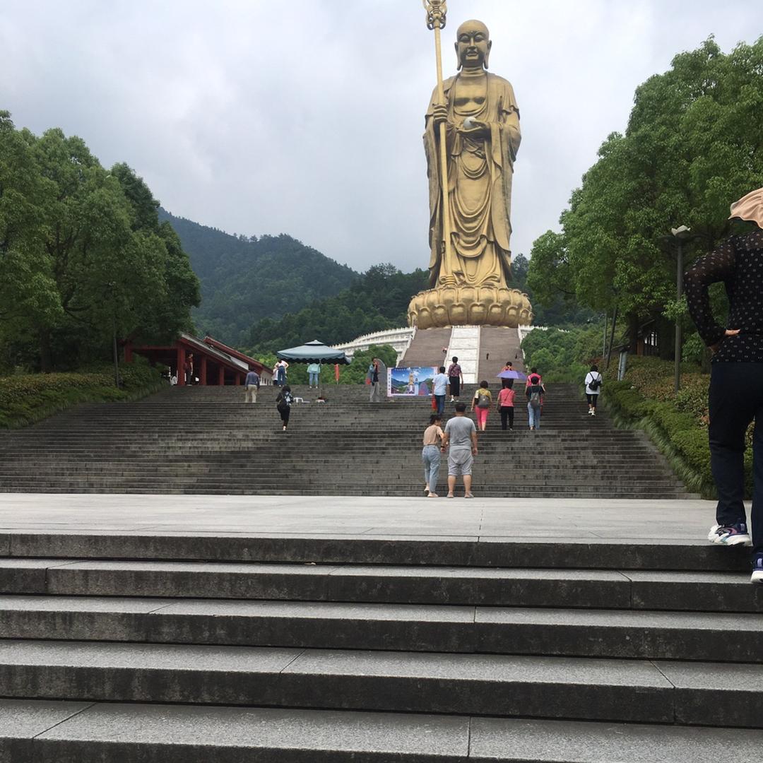 八方来财头像