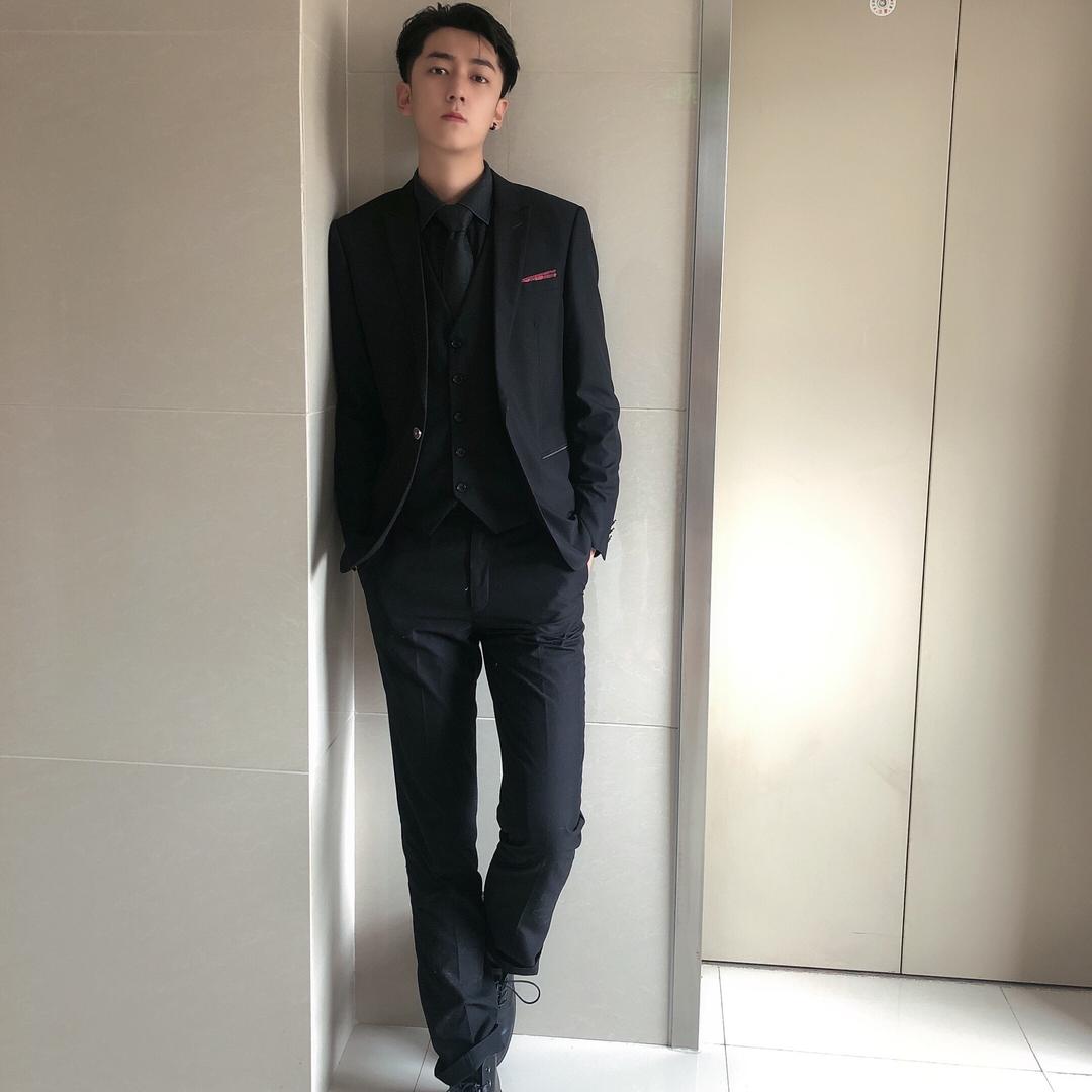 陆良县华庄炭烤羊腿