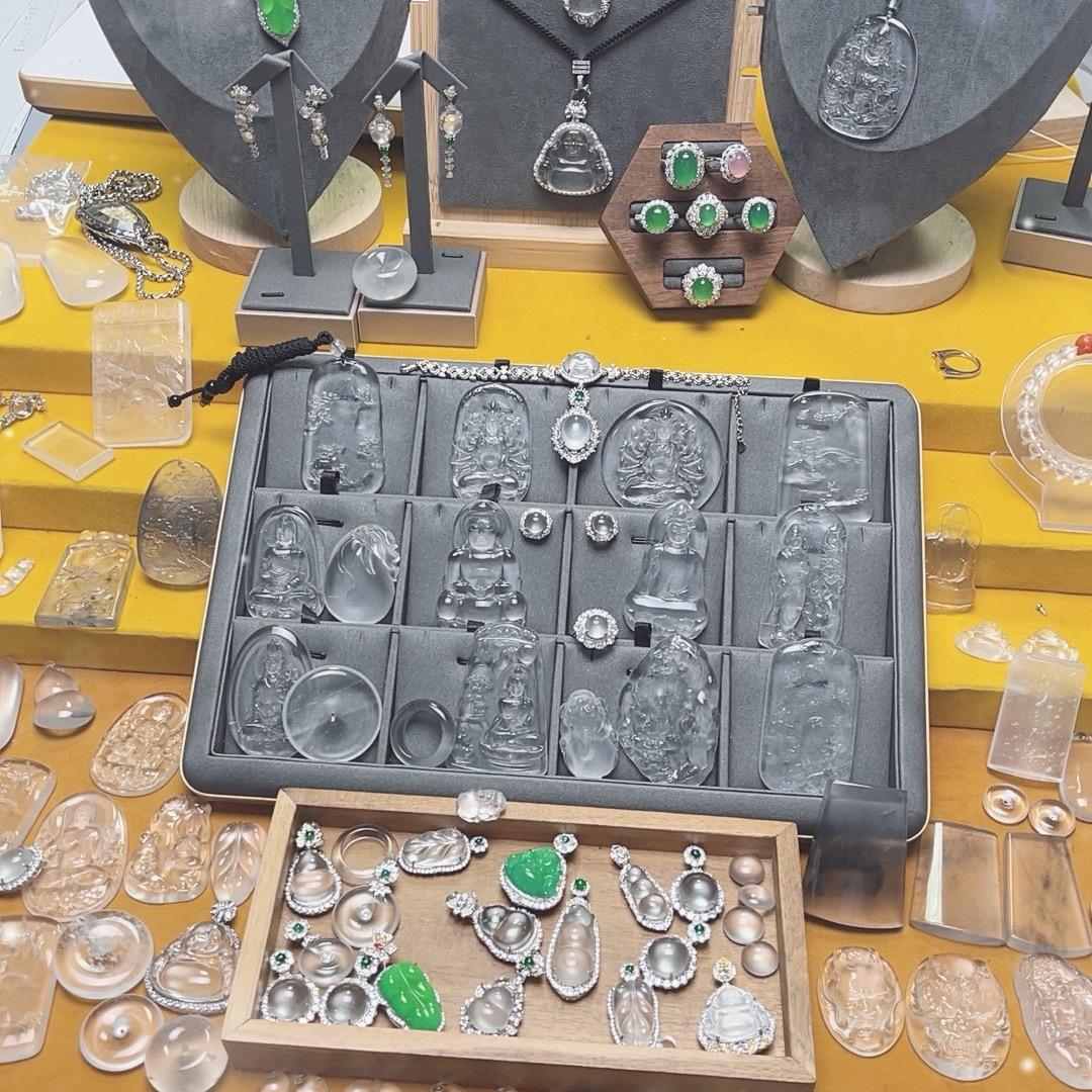 俄冰玻璃种工厂店