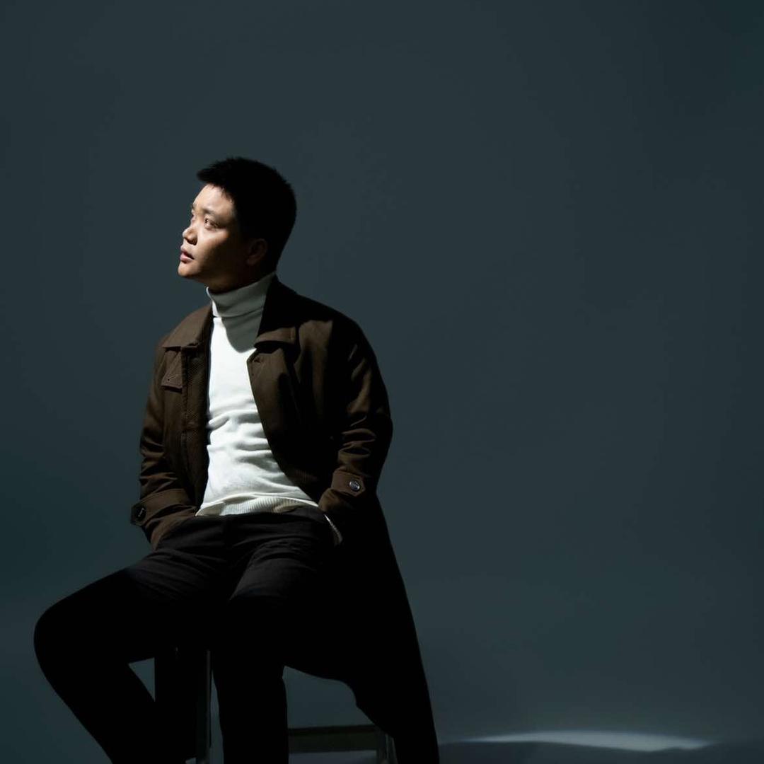 酉阳巴黎国际婚纱摄影石珧