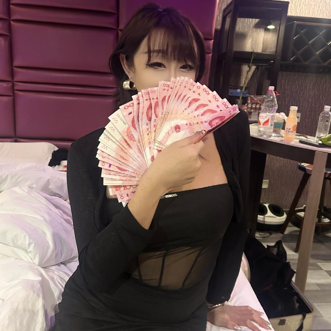 TS姜小六