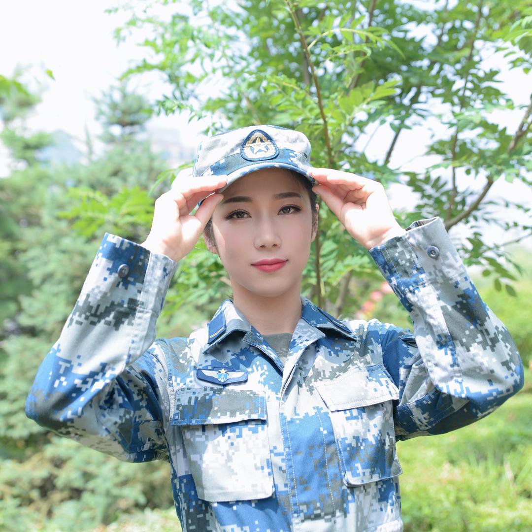王小妞 退役女兵🇨🇳
