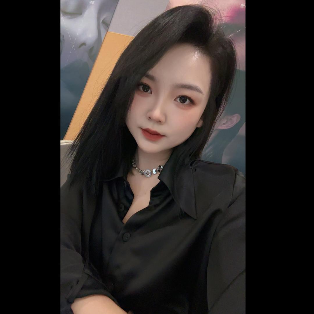 理想形象设计•爱之缘婚纱馆店长