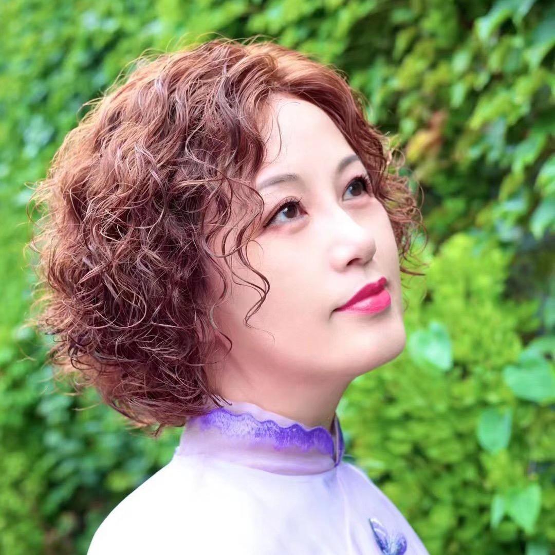彩红