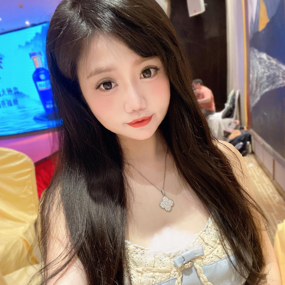草莓喵😸