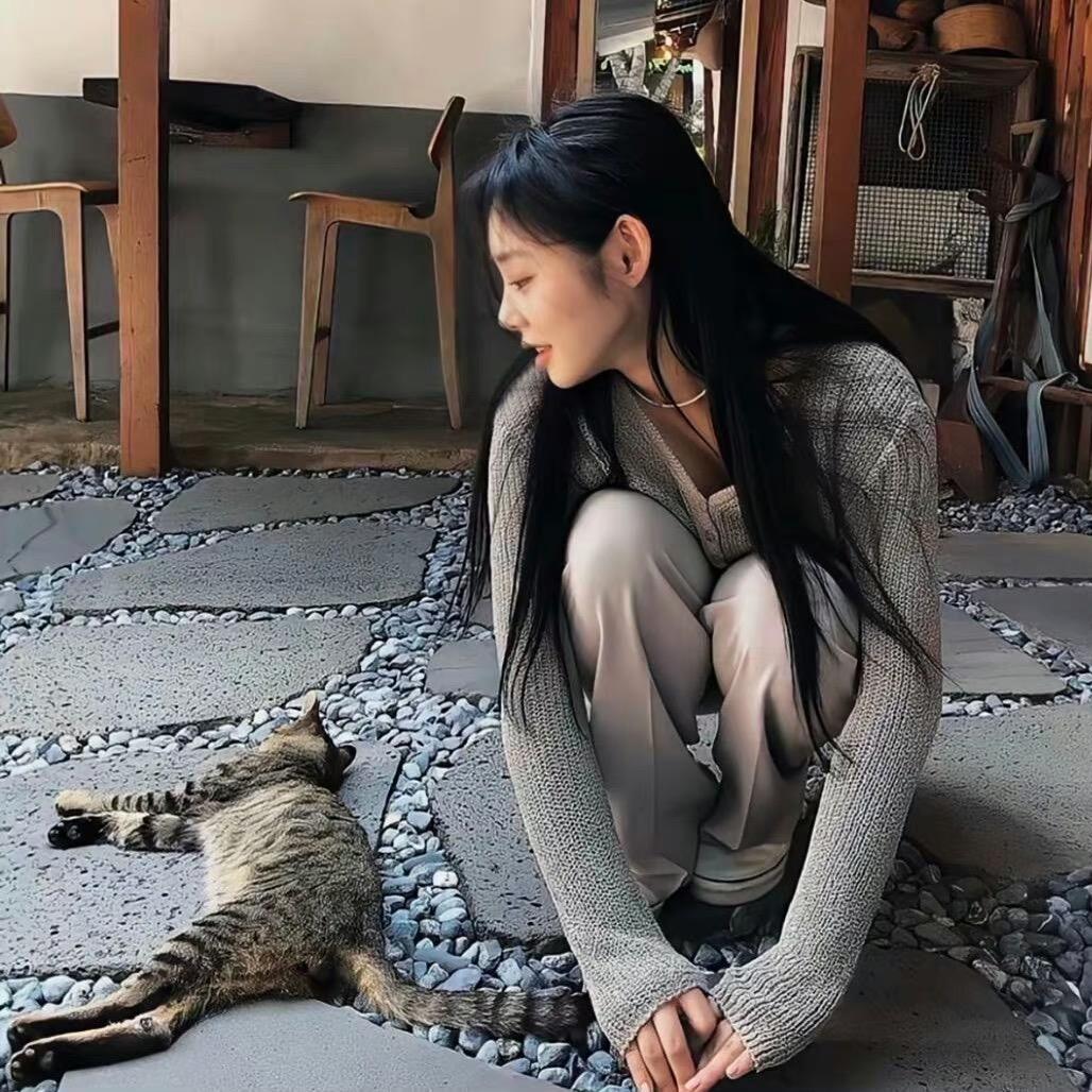 在耳畔