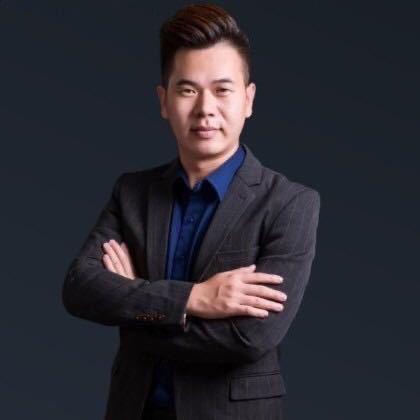 张老师盘发造型
