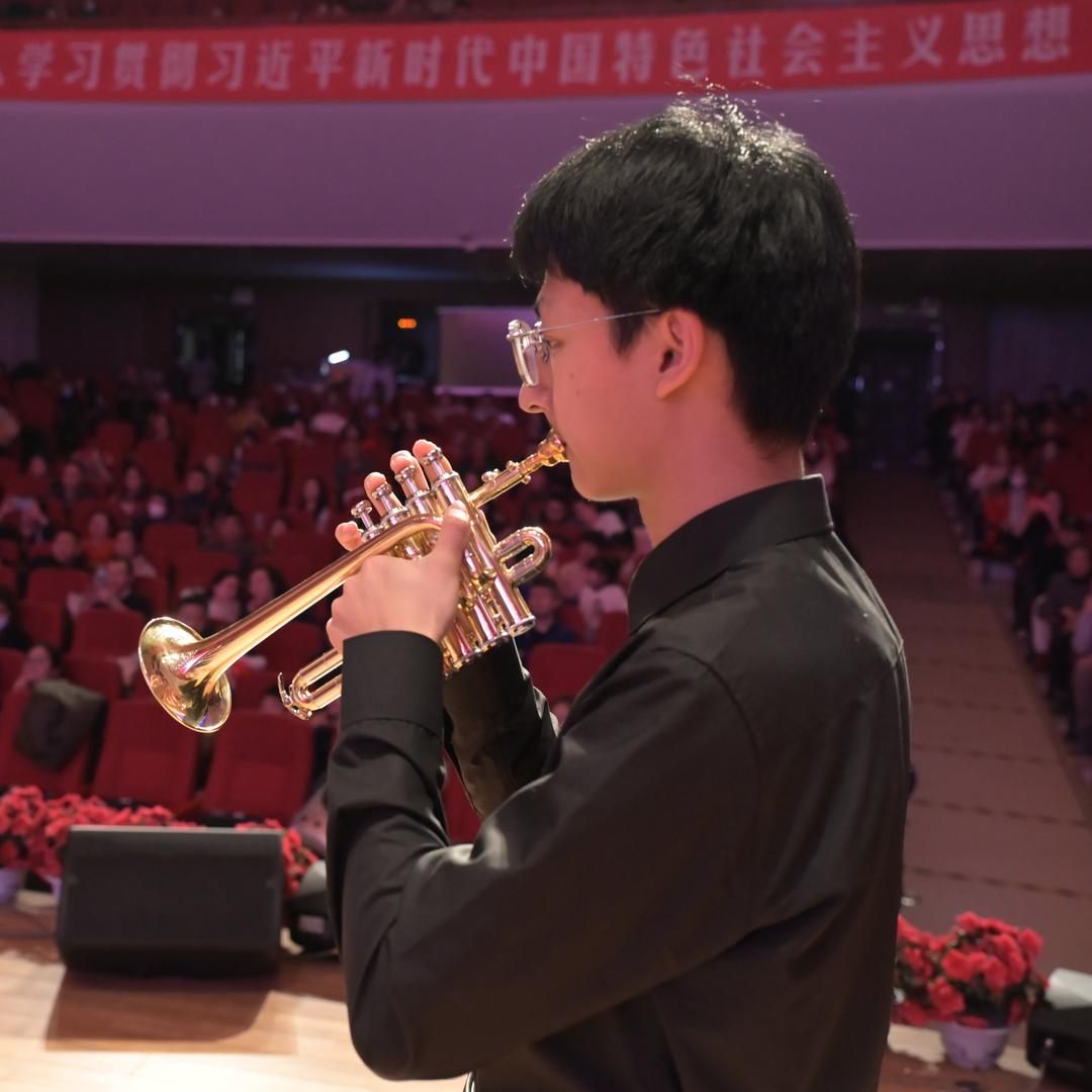 爷们儿的可爱多