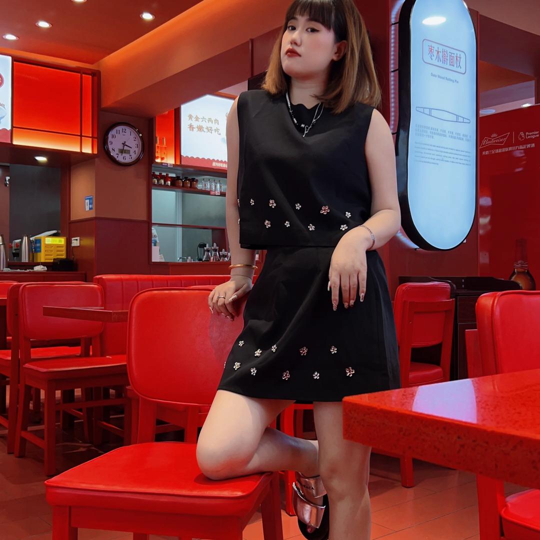 辽源妮绅女装（发奋版）