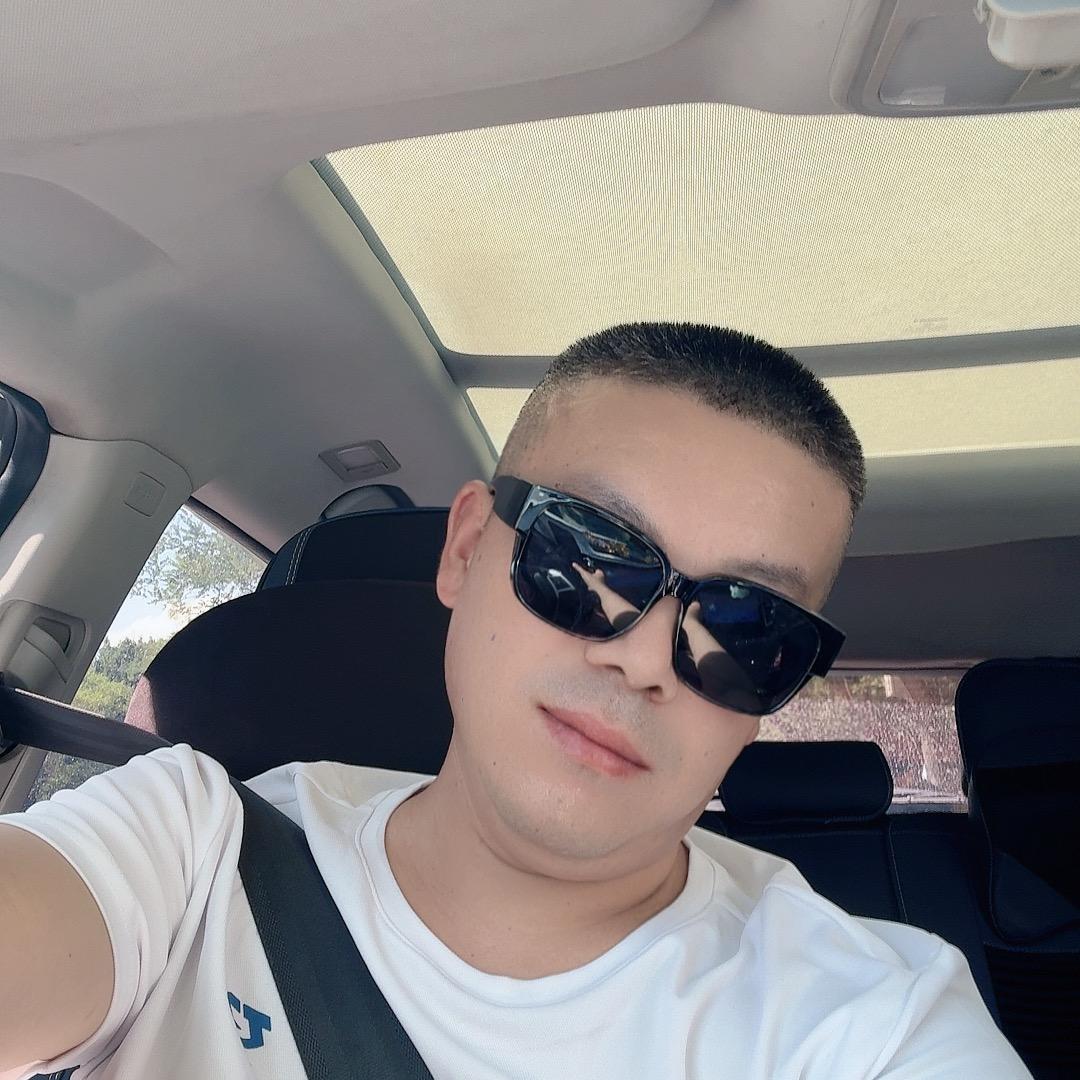 猪的梦想就是🐷