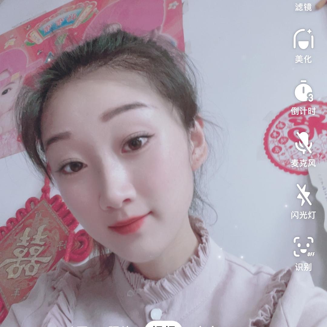 蝴蝶飞飞