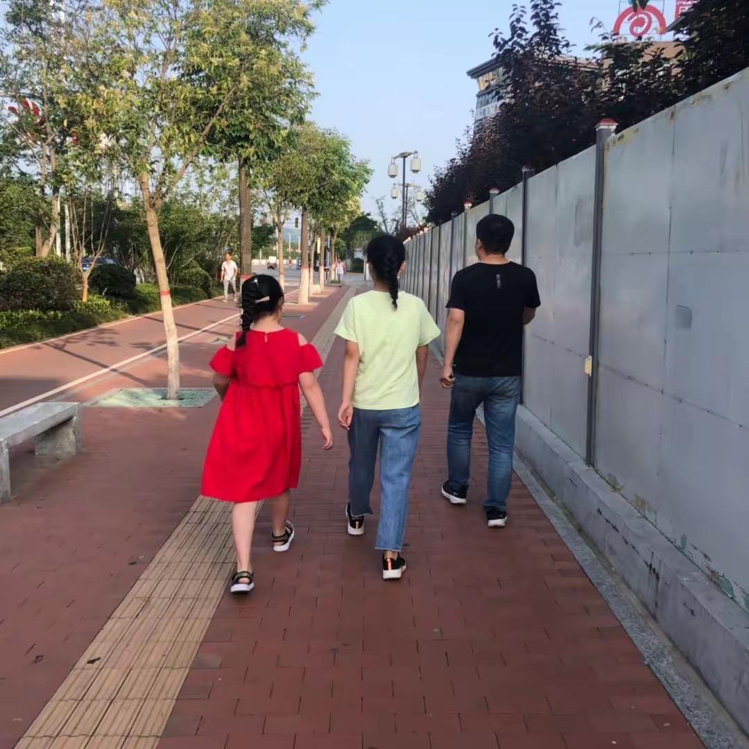 妮姐姐