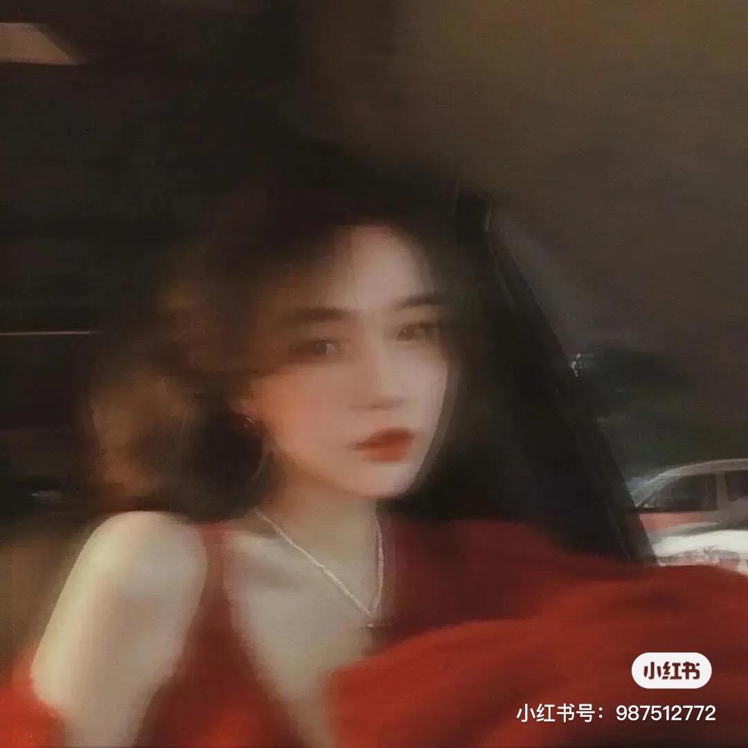 桐吖吖（代勾花毯）