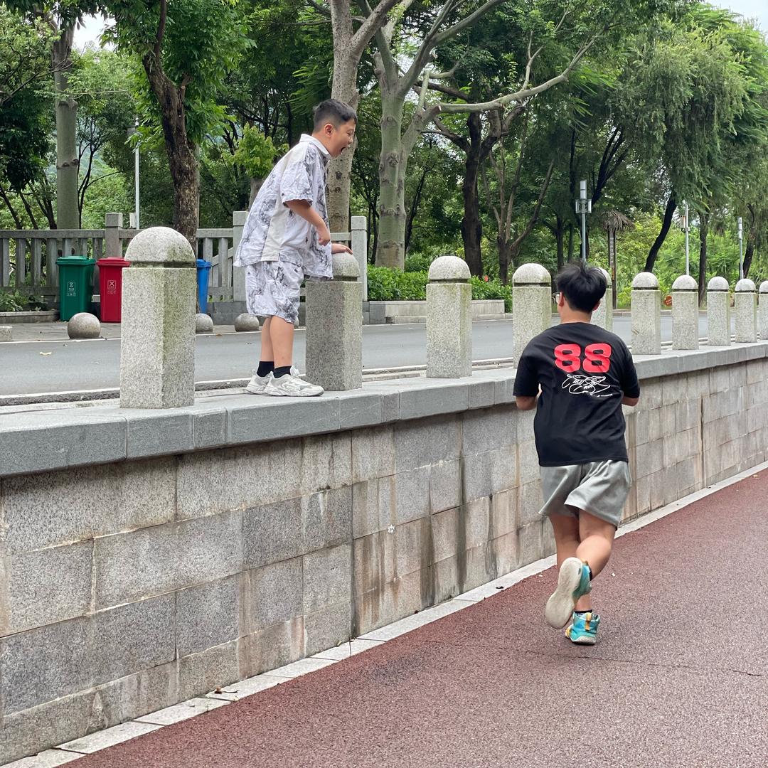 暴躁少妈超爱买