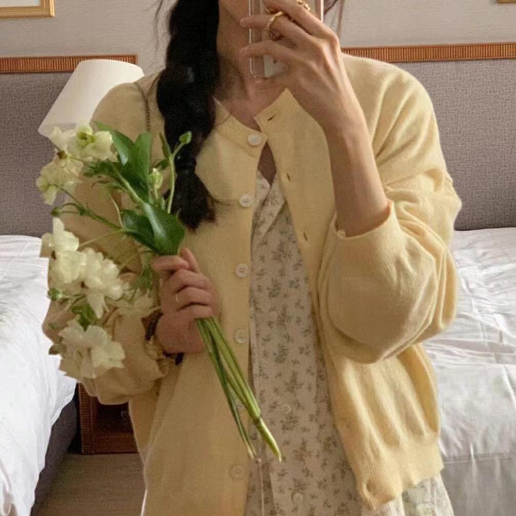 R J韩国精品女装