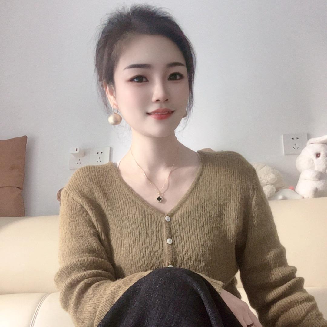 七七