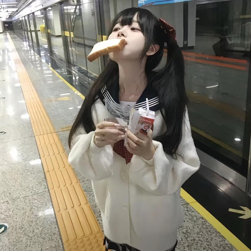 半夜被牙齿痛醒.