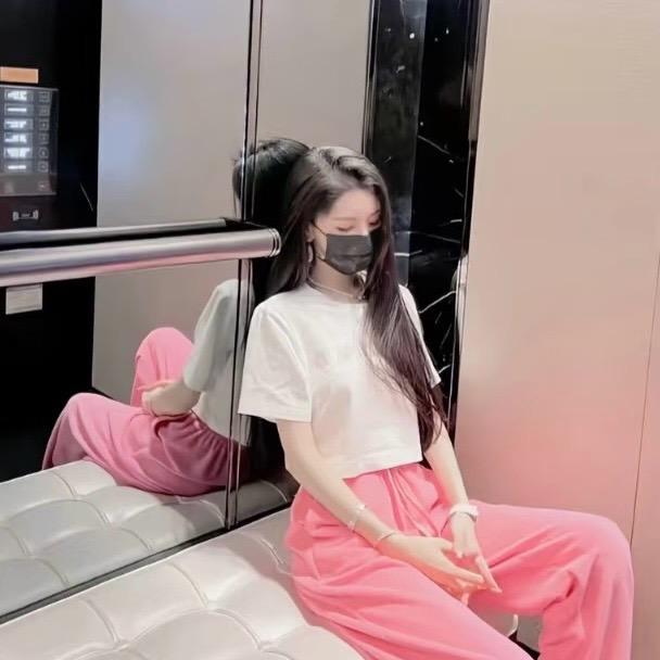 秀妍ᥫᩣ.