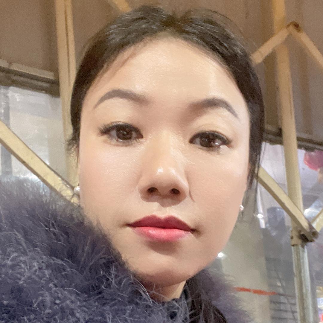 香妹子女装穿搭