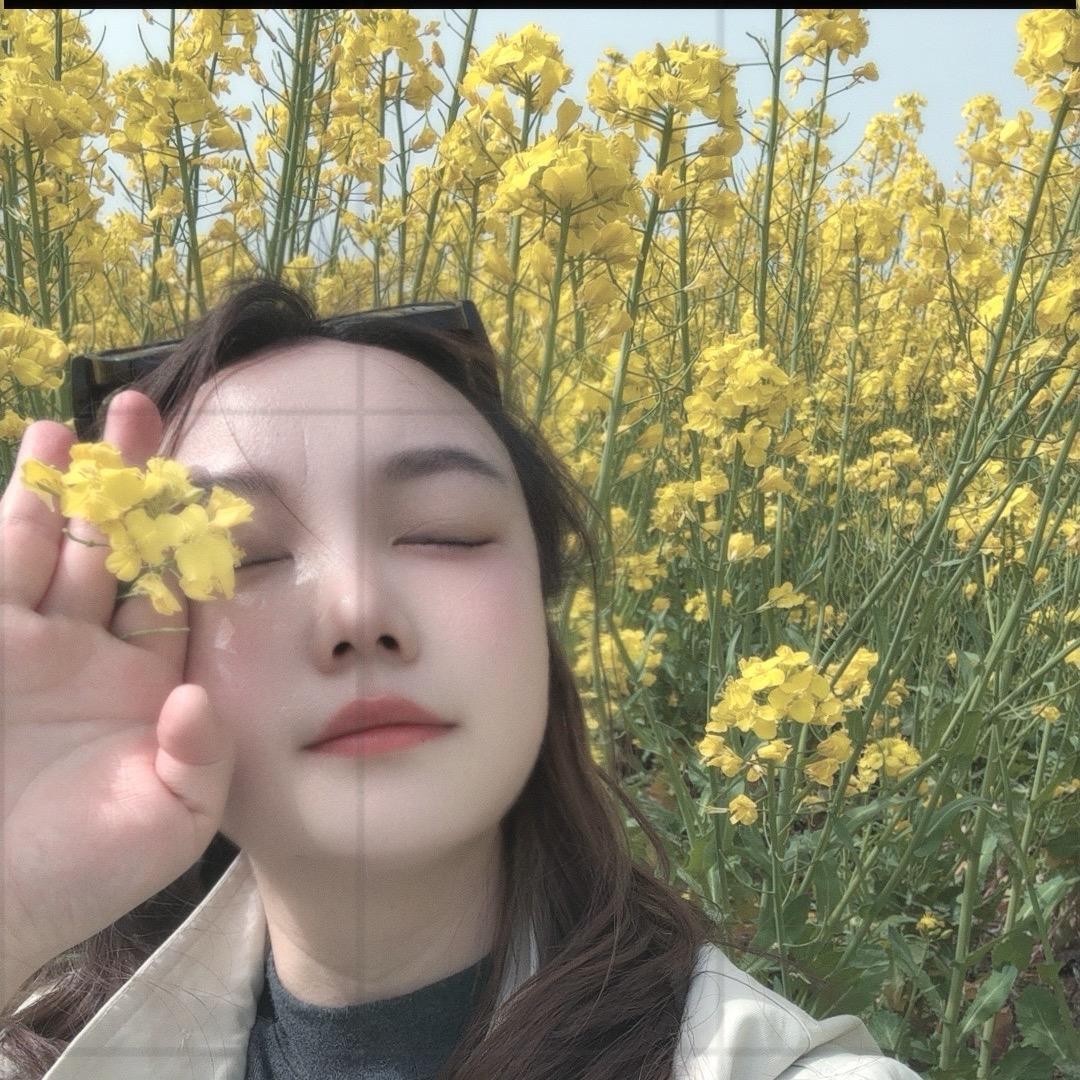 王·Wanᴗg·ᰔᩚ  W͟͟͞͞J