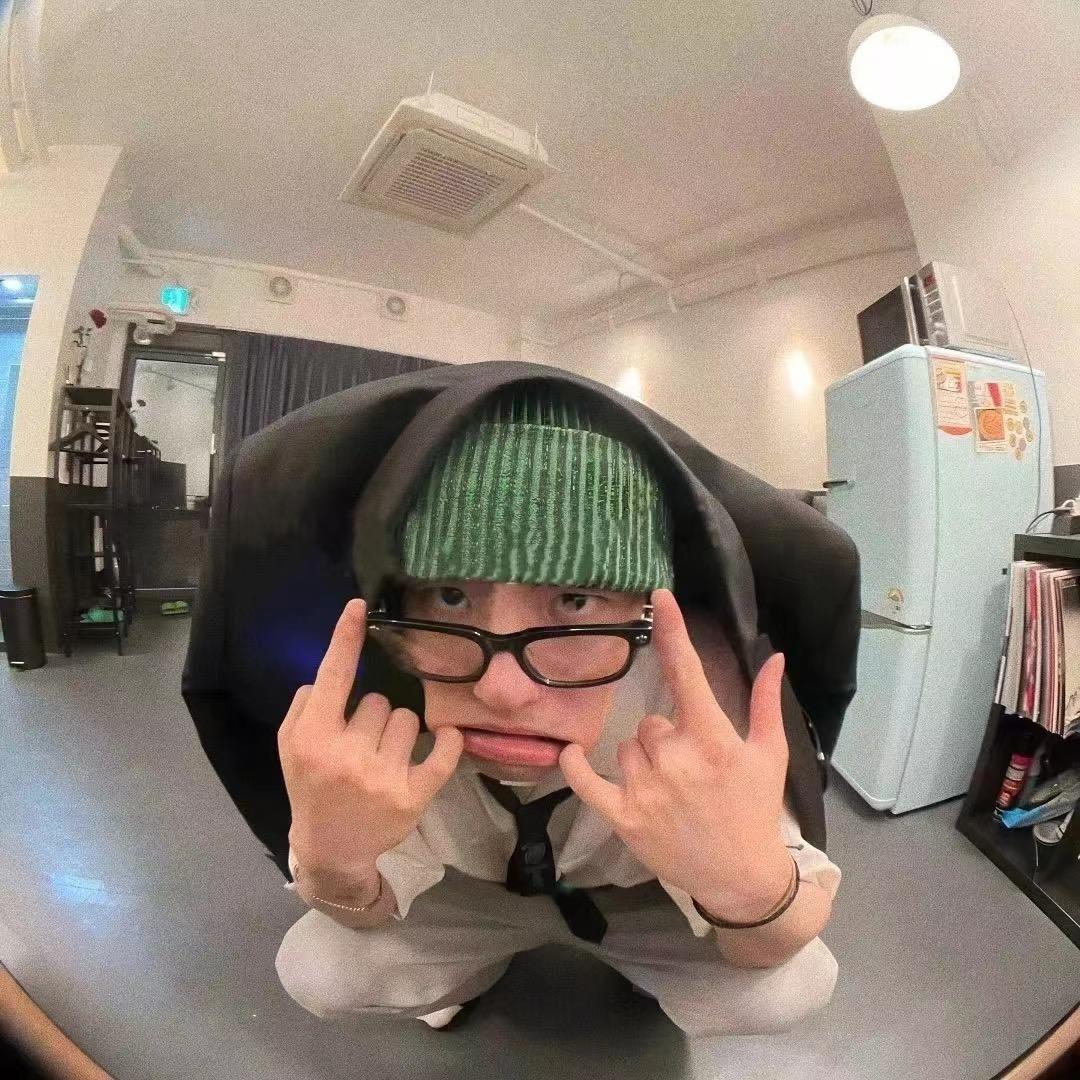 章鱼哥.