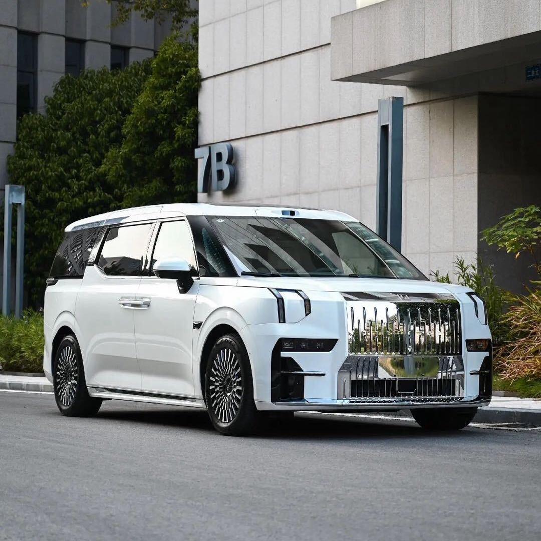 新能源二手车收售批发~刘先生