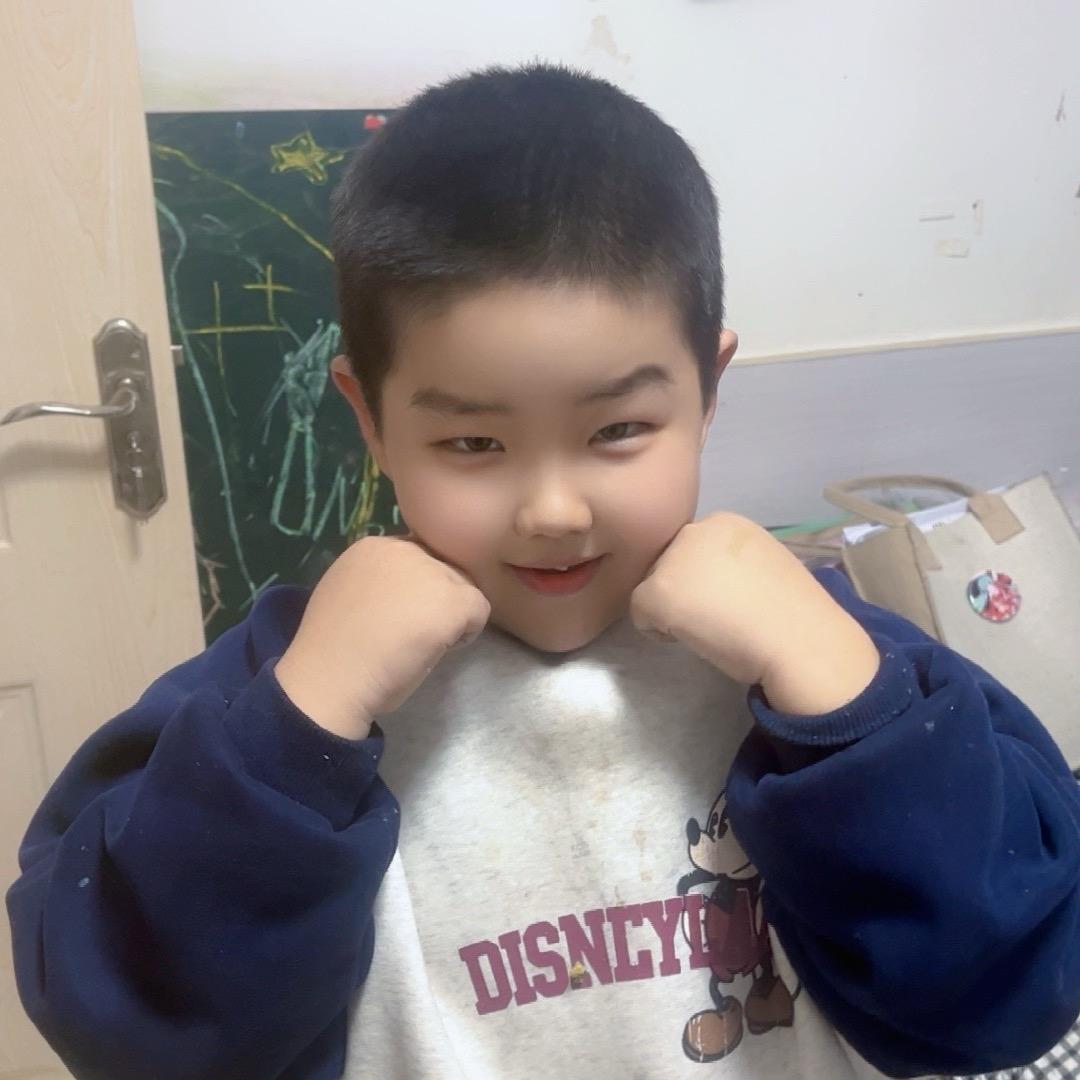 小圆圆的画室