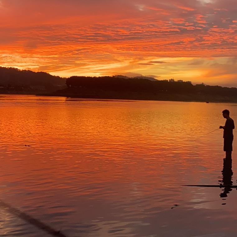 、骑着电鸡去￡、路亚