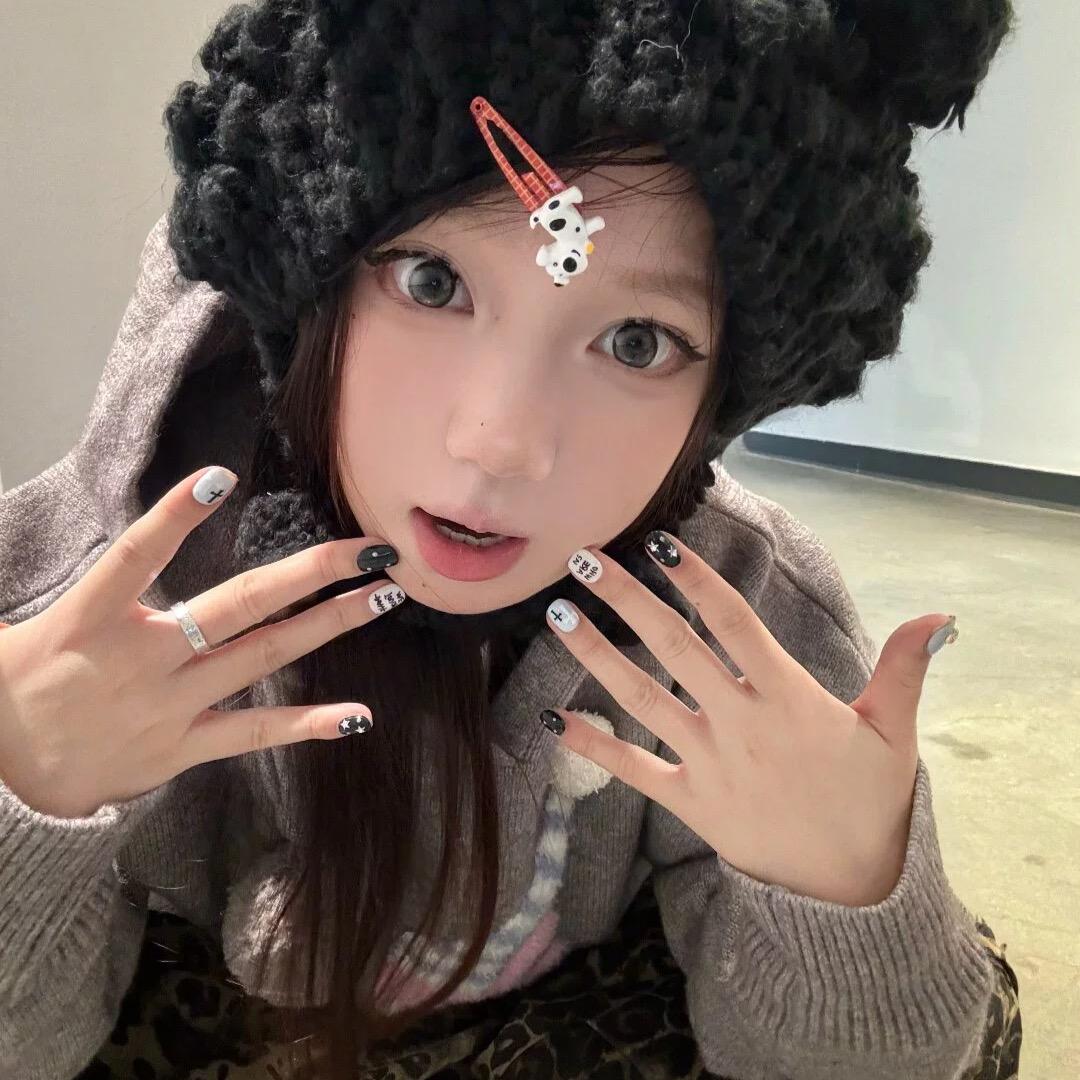 总把新桃换旧符女士