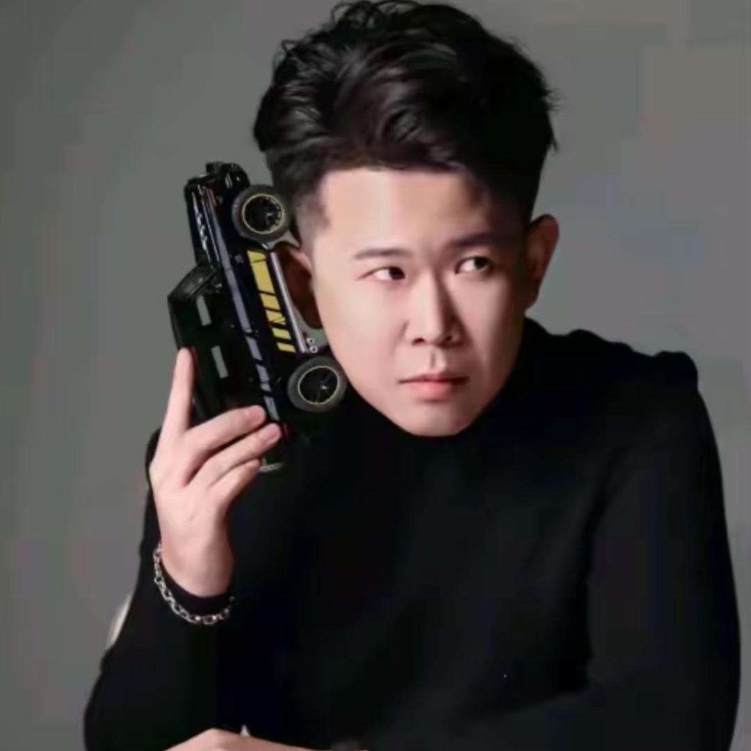 房岩小哥🔥直播精品