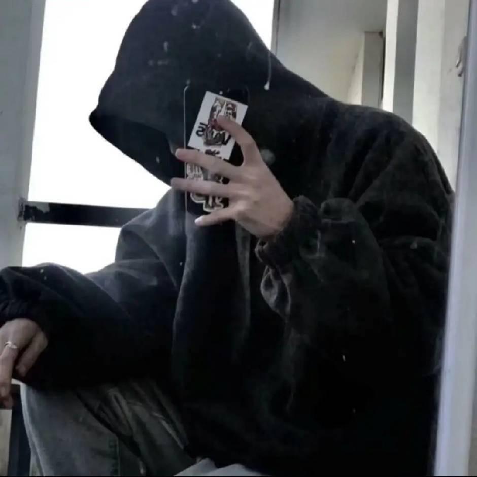 丢人现眼显眼包