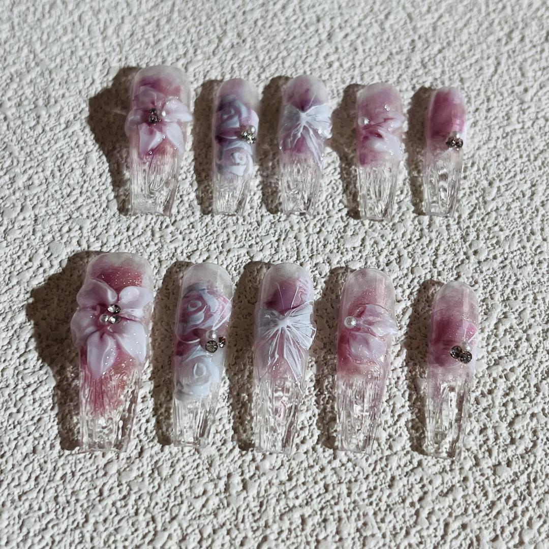 小哼穿戴甲