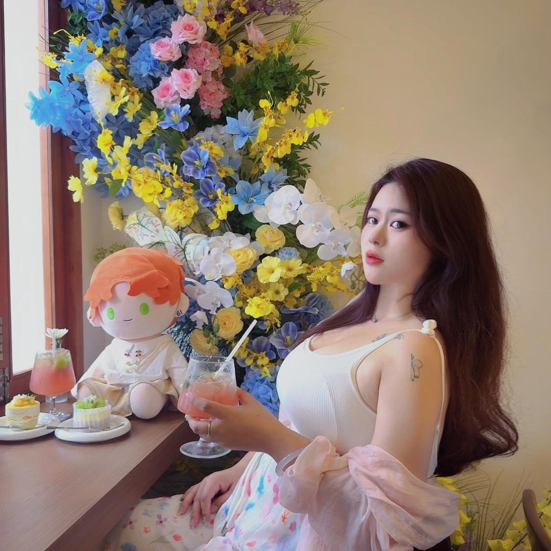 萤狐小贱贱💕