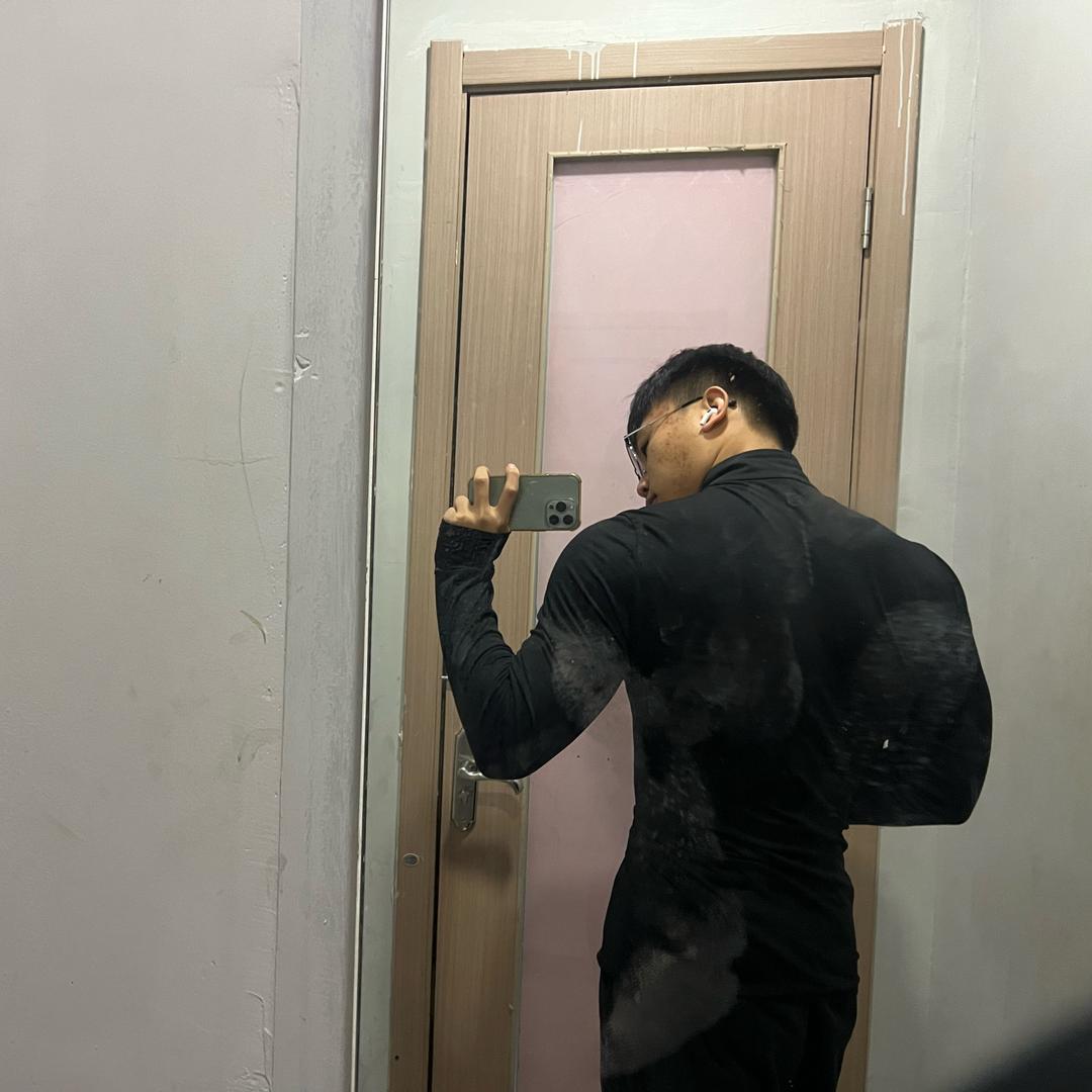 不想吃碳水的小王