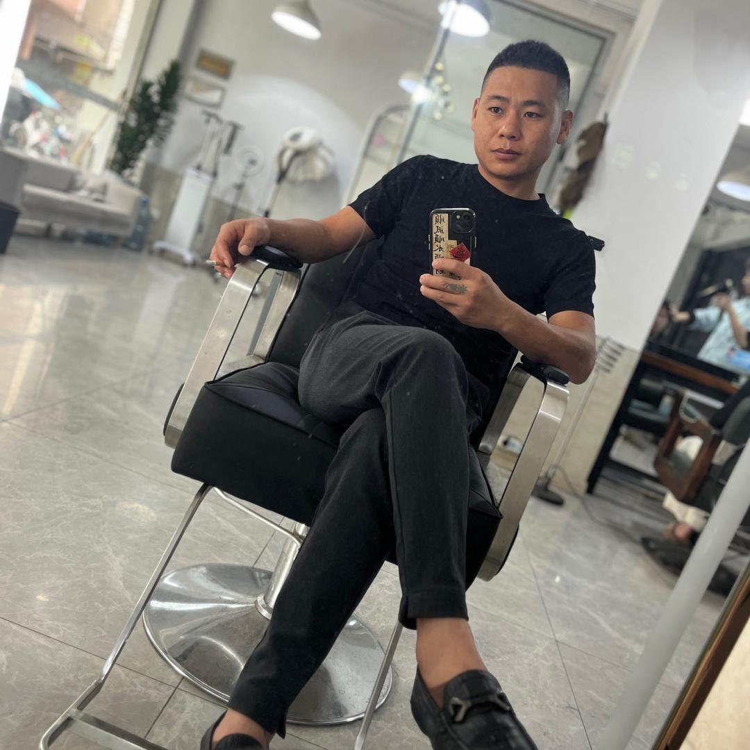 ღ᭄ঞ 偏爱'例外°ꦿ⁵²º