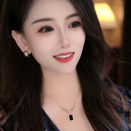 洛小妍