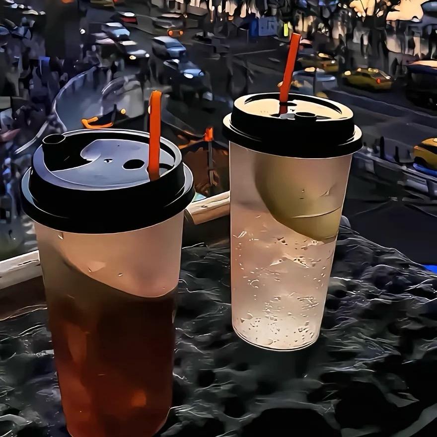 即将拥有人鱼线的卢本伟