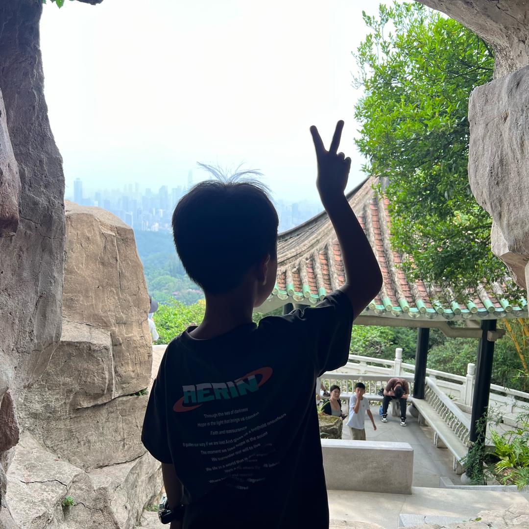 ٩(˃̶͈̀௰˂̶͈́)و莓有烦恼