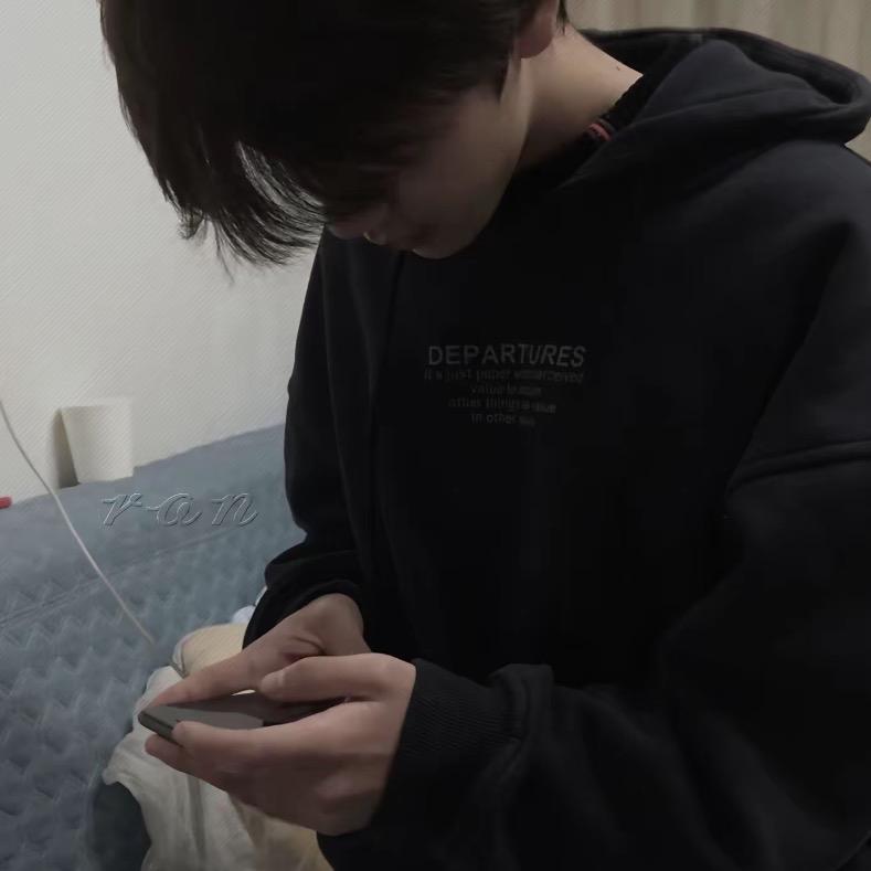 泽.