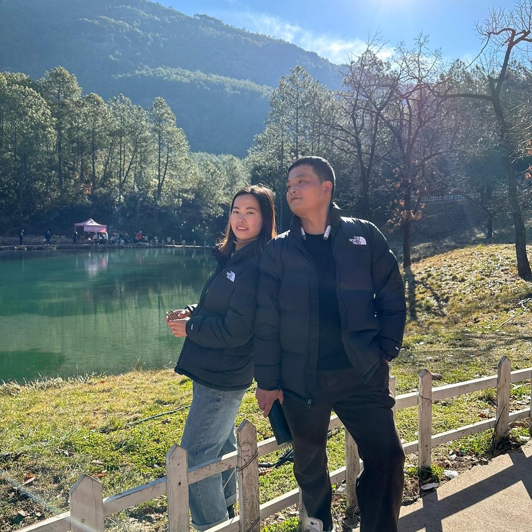 餐馆小厨娘_中午10点四川突尼斯软籽石榴