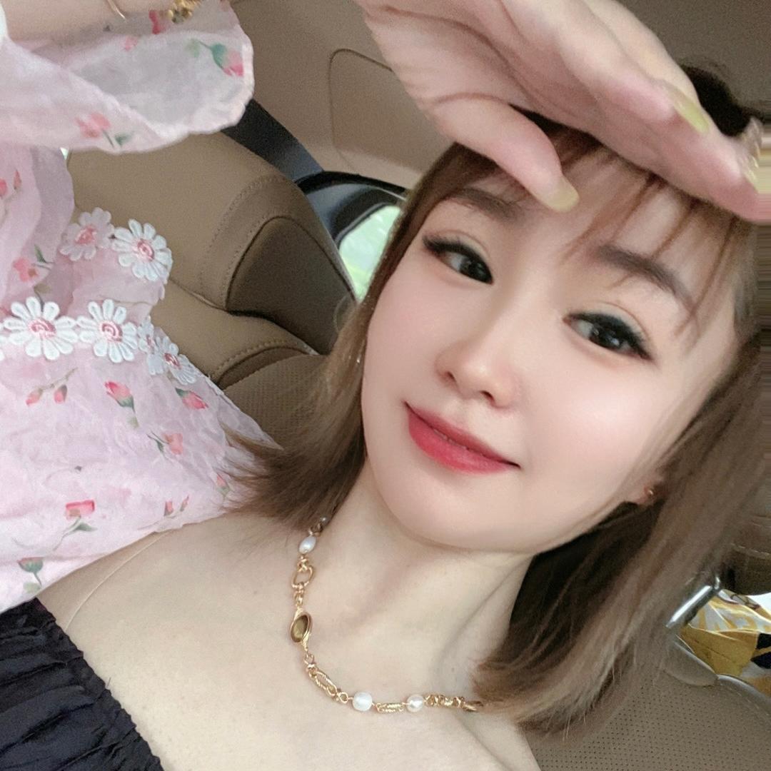相菲女装工厂店