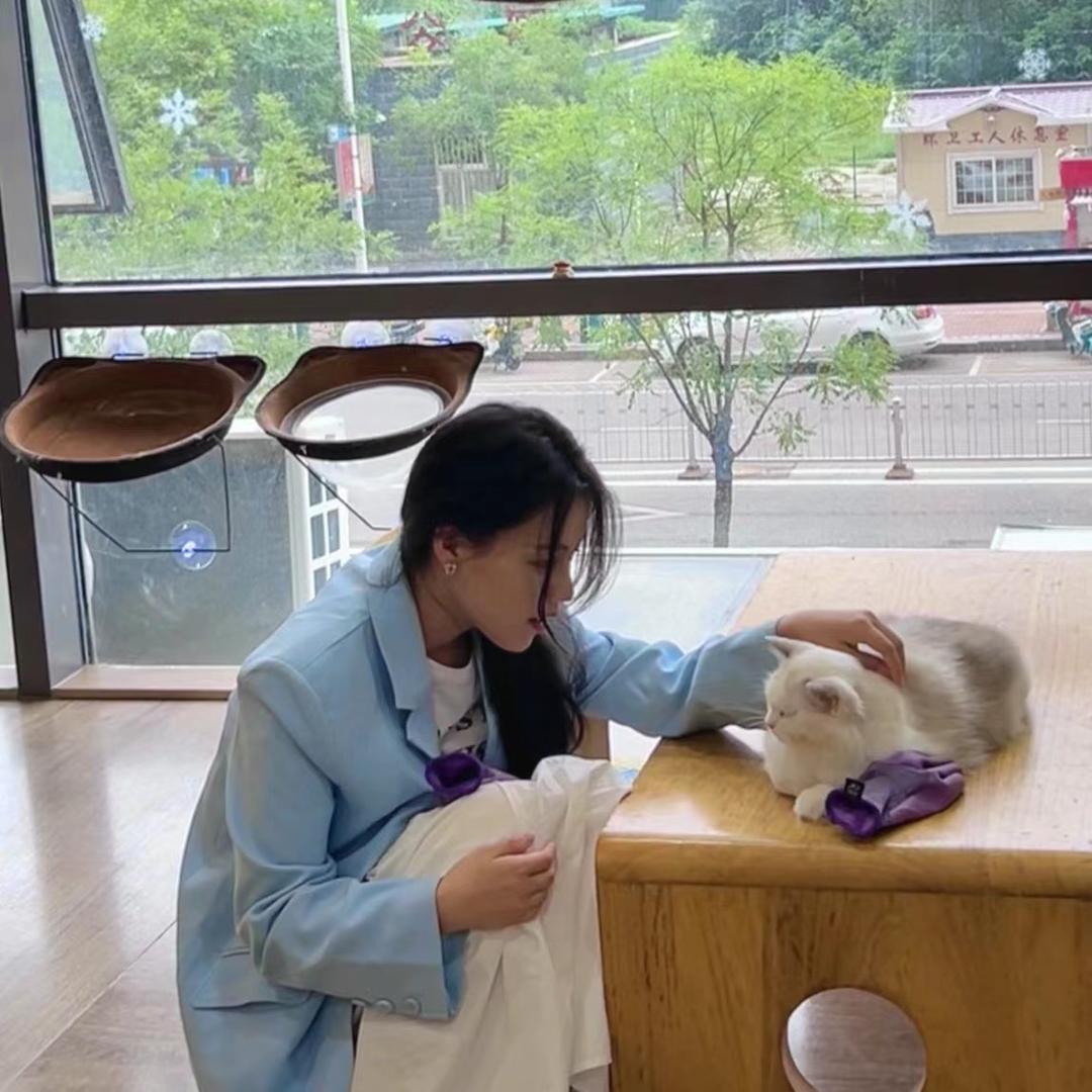 Miss 冲冲💖