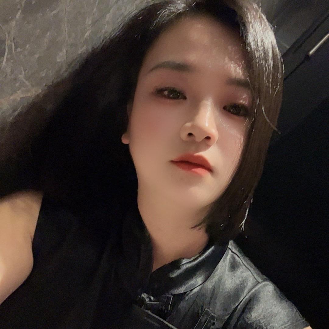 ❤️ 芳 姐 姐