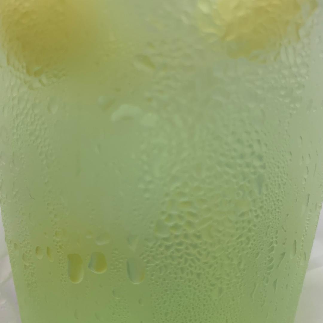 ——-