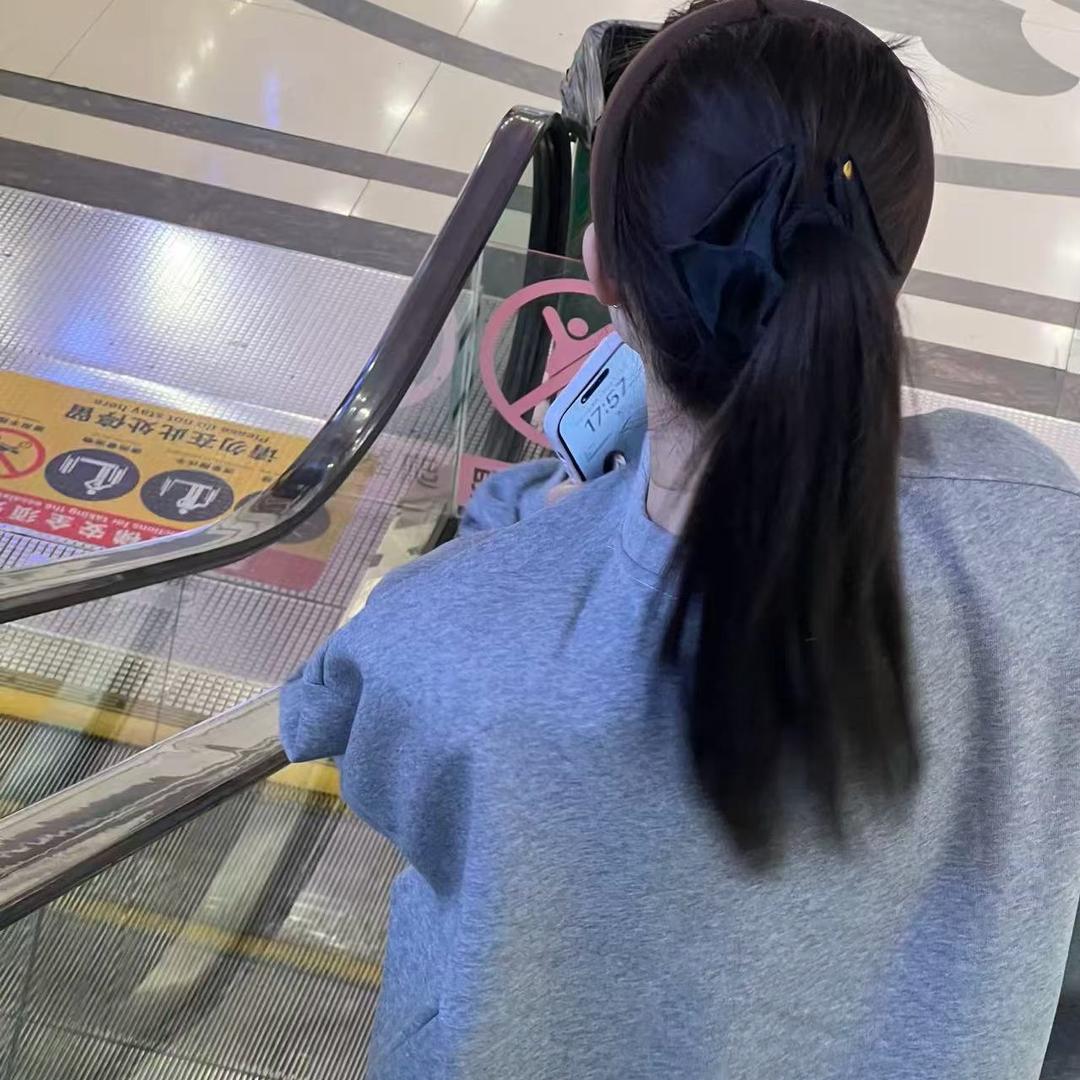 李哈哈