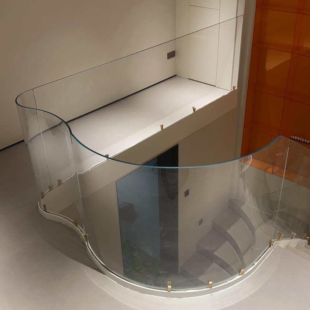 专业弧形热弯玻璃小宋